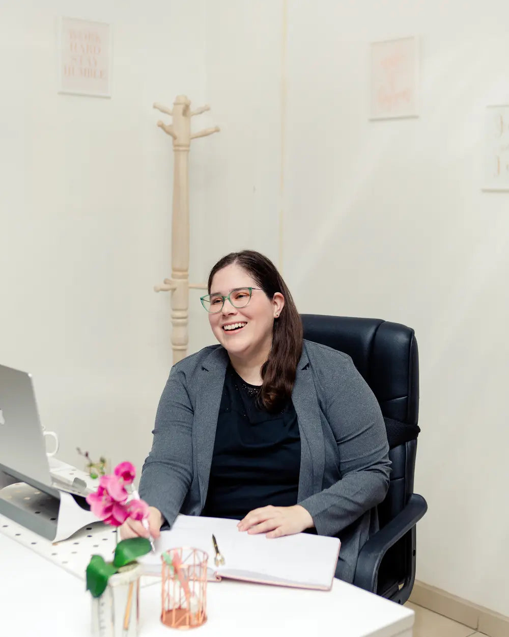 Adriana Valerio, cofundadora de Hypatia, en su oficina